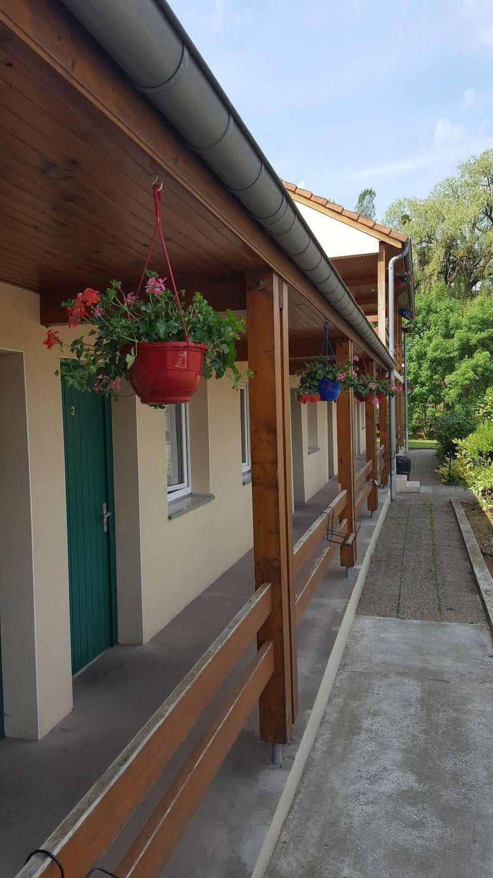 Hotel Restaurant De La Canner Kedange-sur-Canner Exterior photo